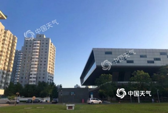 今天早晨，北京天气晴朗。（图/王晓）