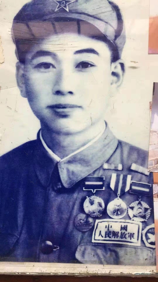 数十年，扬州9旬老兵苦寻救命小战友