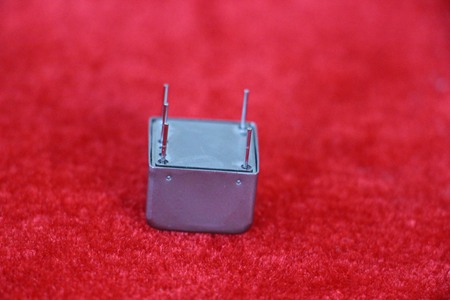 小型化低功耗恒温晶振让卫星深空探测&ldquo;飞得更远&rdquo;