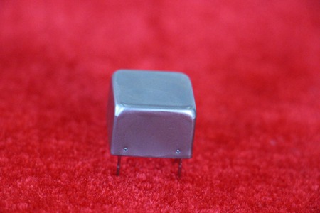 小型化低功耗恒温晶振让卫星深空探测&ldquo;飞得更远&rdquo;