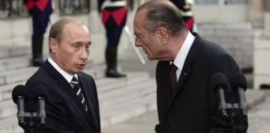  希拉克（右）与普京/资料图自法新社