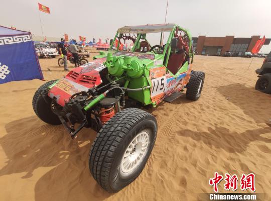 国庆5天约百万人挺进腾格里沙漠共建硬核不夜城