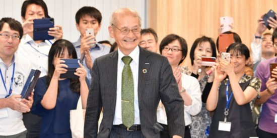 2019诺贝尔化学奖获得者吉野彰：希望获奖能为年轻研究者带来鼓励（图片来源：朝日新闻网站）