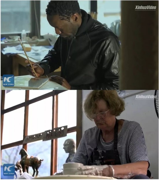 ▲&ldquo;洋景漂&rdquo;在制作陶瓷艺术品（新华社报道截图）