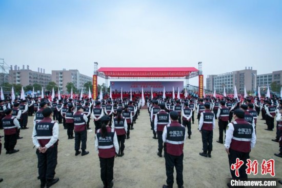 江西举行卫生应急队伍大演练提升卫生应急处置能力(图)