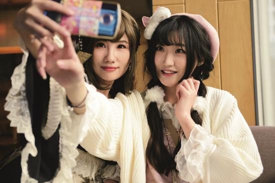 从最开始的单纯喜好，到逐渐成为洛丽塔资深玩家， &ldquo;lo娘&rdquo;慢慢形成了自己的生活方式。摄影/本刊记者 董洁旭