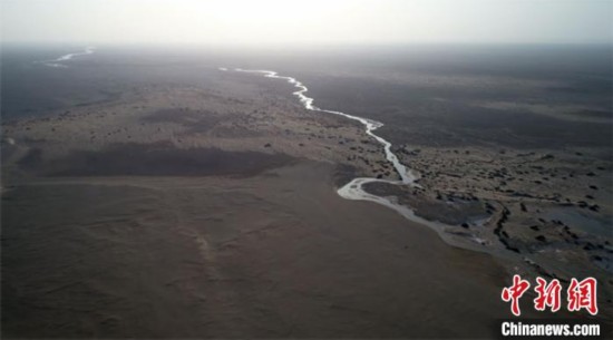 甘肃疏勒河重现&ldquo;大河西流&rdquo;盛景尾闾湖泊三百年后见碧波