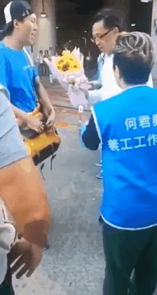 何君尧遇袭 视频截图