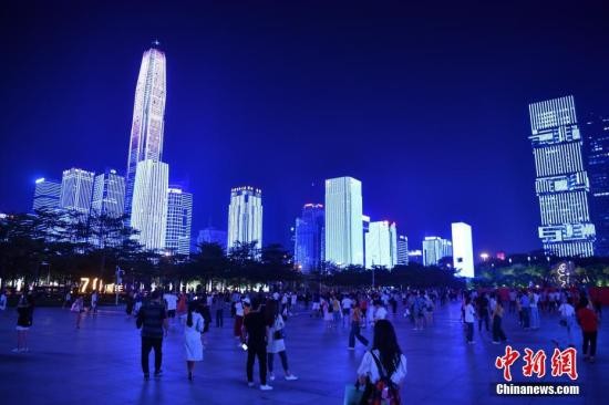  资料图：粤港澳大湾区城市之一&mdash;&mdash;深圳。中新社记者 陈文 摄
