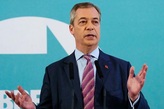 当地时间11月11日，英国&ldquo;脱欧&rdquo;党领袖法拉奇发表讲话。图/视觉中国