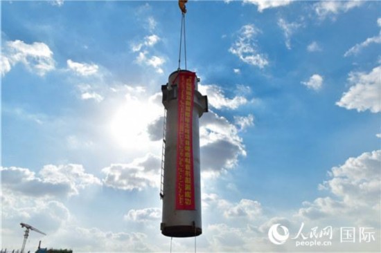 中建埃及新首都CBD标志塔钢结构首吊 