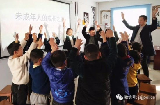 全国50名，全省仅2名！泰州一人获选首批禁毒社工师，他是谁？