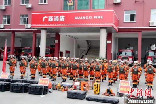 广西靖西5.2级地震已造成1死5伤319人受灾