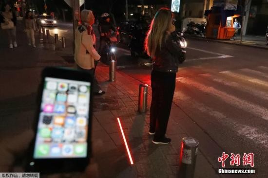 资料图：手机。