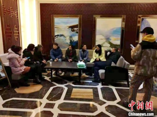  对被疏散居民进行心理疏导。浑南宣传部供图