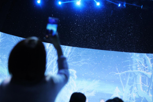 沉浸式虚拟现实互动体验展亮相北京