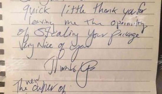 盗贼留下的&ldquo;感谢信&rdquo;（图源：美联社）