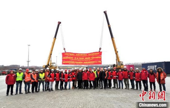 中俄合建俄罗斯最大物流中心铁路场站测试运营