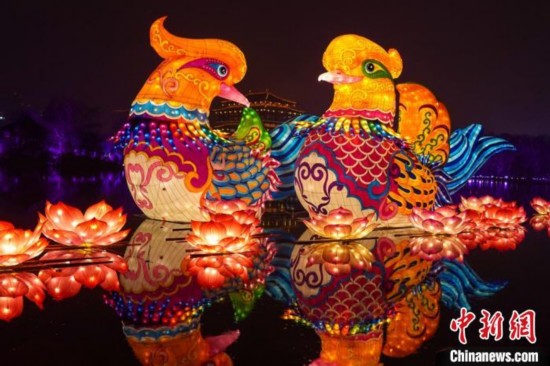 西安大唐芙蓉园与荆州园博园协力打造“双城双园双灯会”