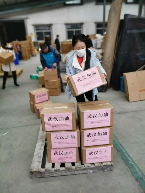 周瑾亮02.jpg