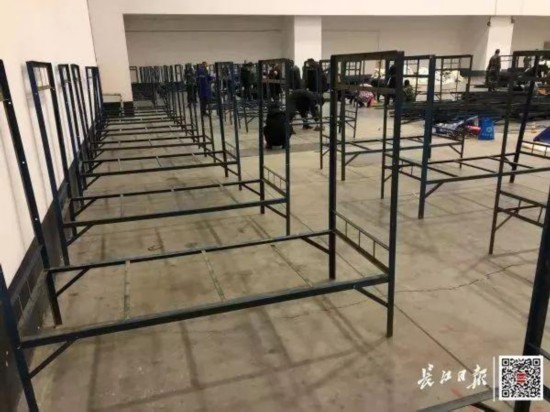 武汉连夜开建方舱医院，解放军曾用于汶川