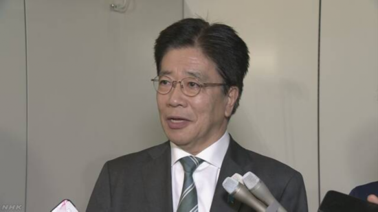  日本厚生劳动相加藤胜信