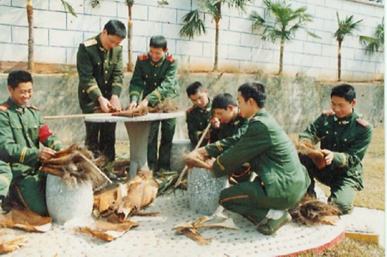 老照片 | 追寻&ldquo;雷锋故乡兵&rdquo;半世纪的守望
