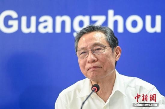 咽拭子采样机器人有哪些优势？钟南山回应