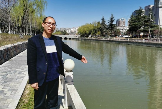 女孩■勇救落水女孩！沭阳这位老师给双胞胎儿子上了一堂正能量实践课