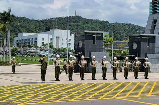 仪队送别。(图片来源:台湾“中时电子报”)