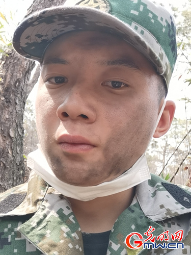 西昌森林火灾扑火队员中有位大功连传人