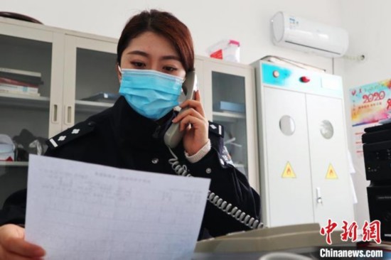 疫情下的女警队：织就“流调”基础大数据