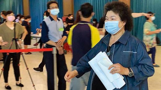 陈菊24日回高雄投票。（图片来源：台湾&ldquo;中时电子报&rdquo;）