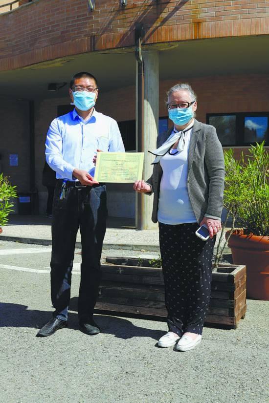 锡耶纳■南通医生进修期间协助意大利抗击疫情
