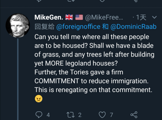 △你能告诉我这些人来了要住哪儿么?是要把最后一块草皮,最后一棵树砍了来建乐高积木一样的房子么?而且,保守党当初坚定地承诺要减少移民的。现在是要毁约?