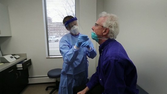 柳叶刀|英国医学杂志《柳叶刀》最新研究认为“群体免疫”控制疫情恐难实现