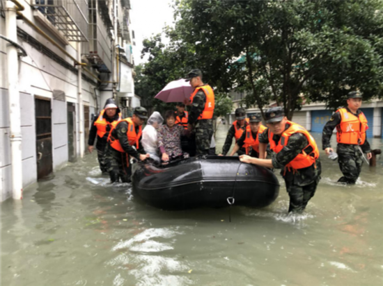 抢险救援任务|武警浙江总队官兵多路出动抢险救灾