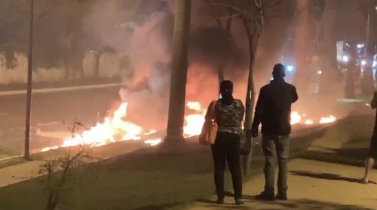 坠毁|一架小型飞机在巴西圣保罗北部地区坠毁 已致最少四人死亡