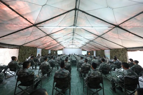 政治工作|政治工作咋开展？他们在野外打了个样