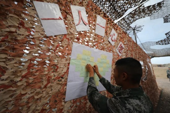 政治工作|政治工作咋开展？他们在野外打了个样