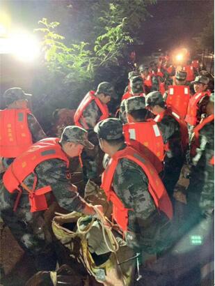 民兵|湖北：两千余民兵多地驰援鏖战洪魔