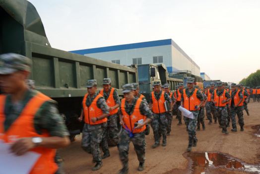 抗洪抢险|陆军第73集团军投入抗洪抢险 7000多名官兵驰援江西