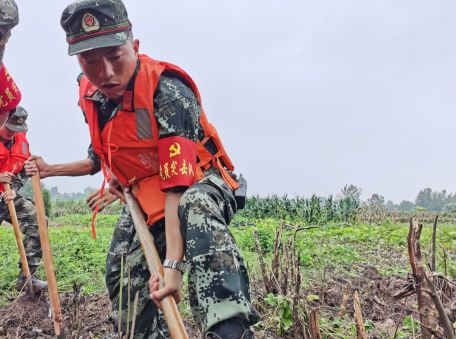 东至县|安徽东至县：连续作战，武警官兵意志不退！