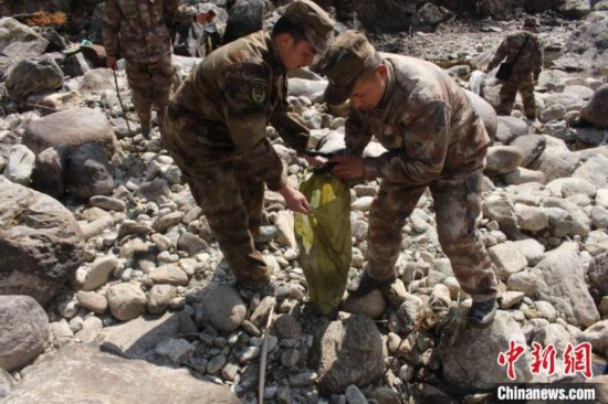 西藏军区|西藏林芝:军民鱼水情深 共建美丽乡村