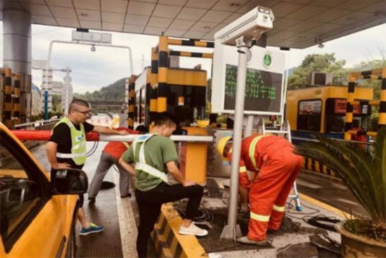 平均识别率98.5%以上 衢黄高速升级全高清车牌识别系统