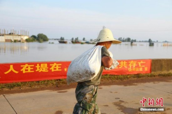 高温天气|四个气象预警齐发！“暴雨+高温”盘踞南方多地