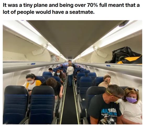 美联航|美国记者疫情期间体验美联航:空喊防疫口号 试图迷惑乘客