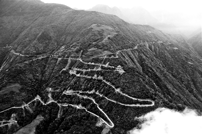 周国仁|每一句歌词都在路上