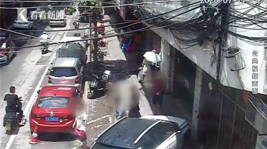 民警|逃了21年！他被民警一眼认出：欠的血债该还了