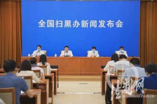 保护伞|湖北一命案主犯服刑6个月出狱，公安副局长等55人被严肃处理！